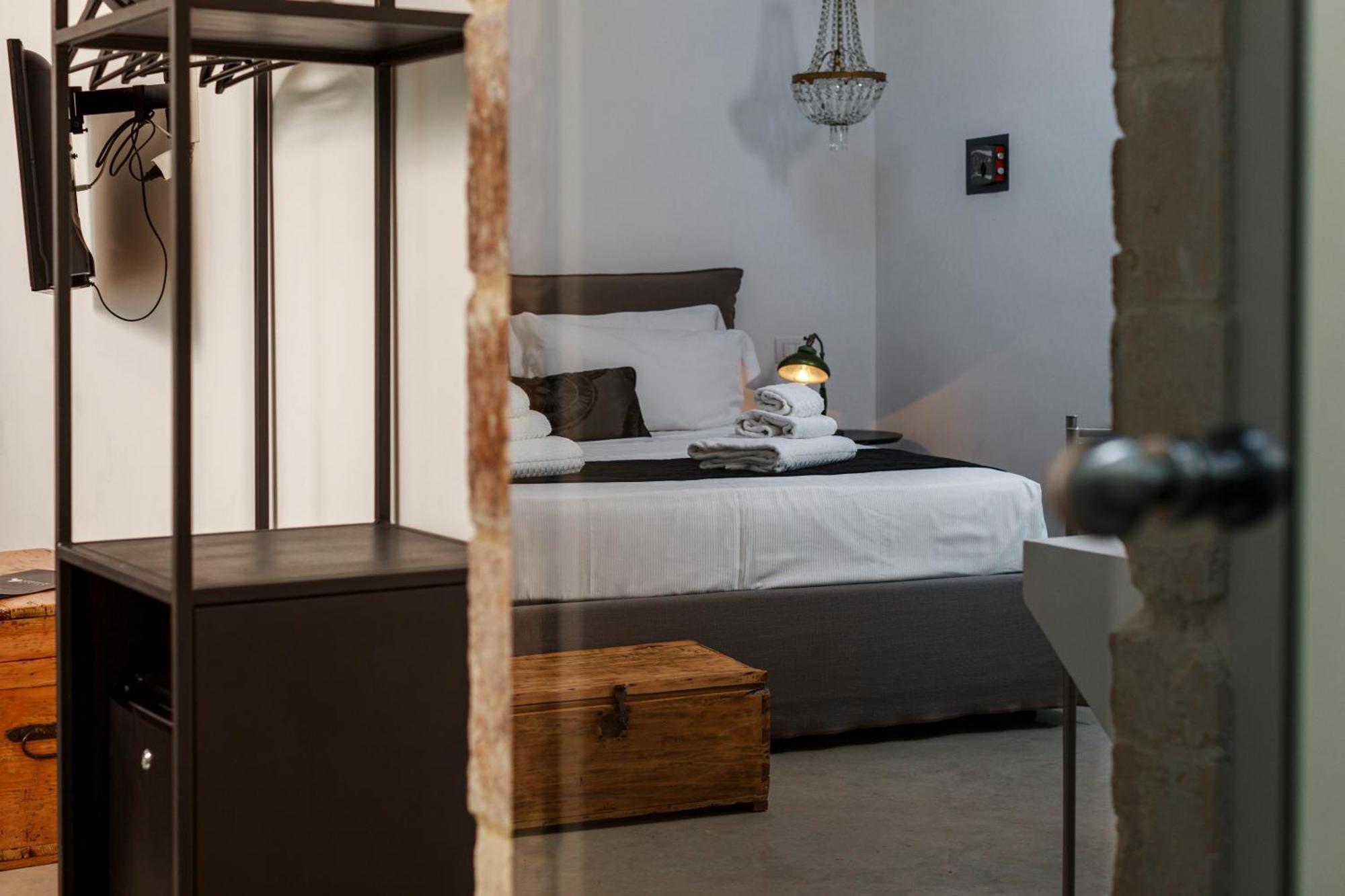 Embrace Sicily Guest House Noto Buitenkant foto