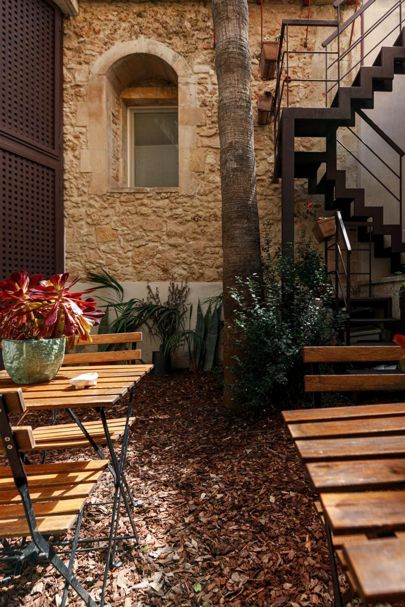 Embrace Sicily Guest House Noto Buitenkant foto